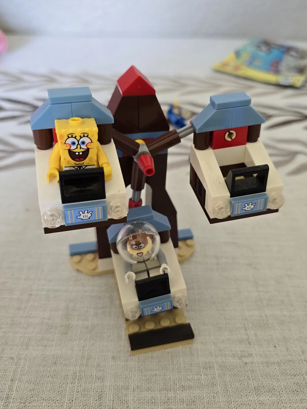 LEGO SpongeBob SquarePants Glove World Set 3816